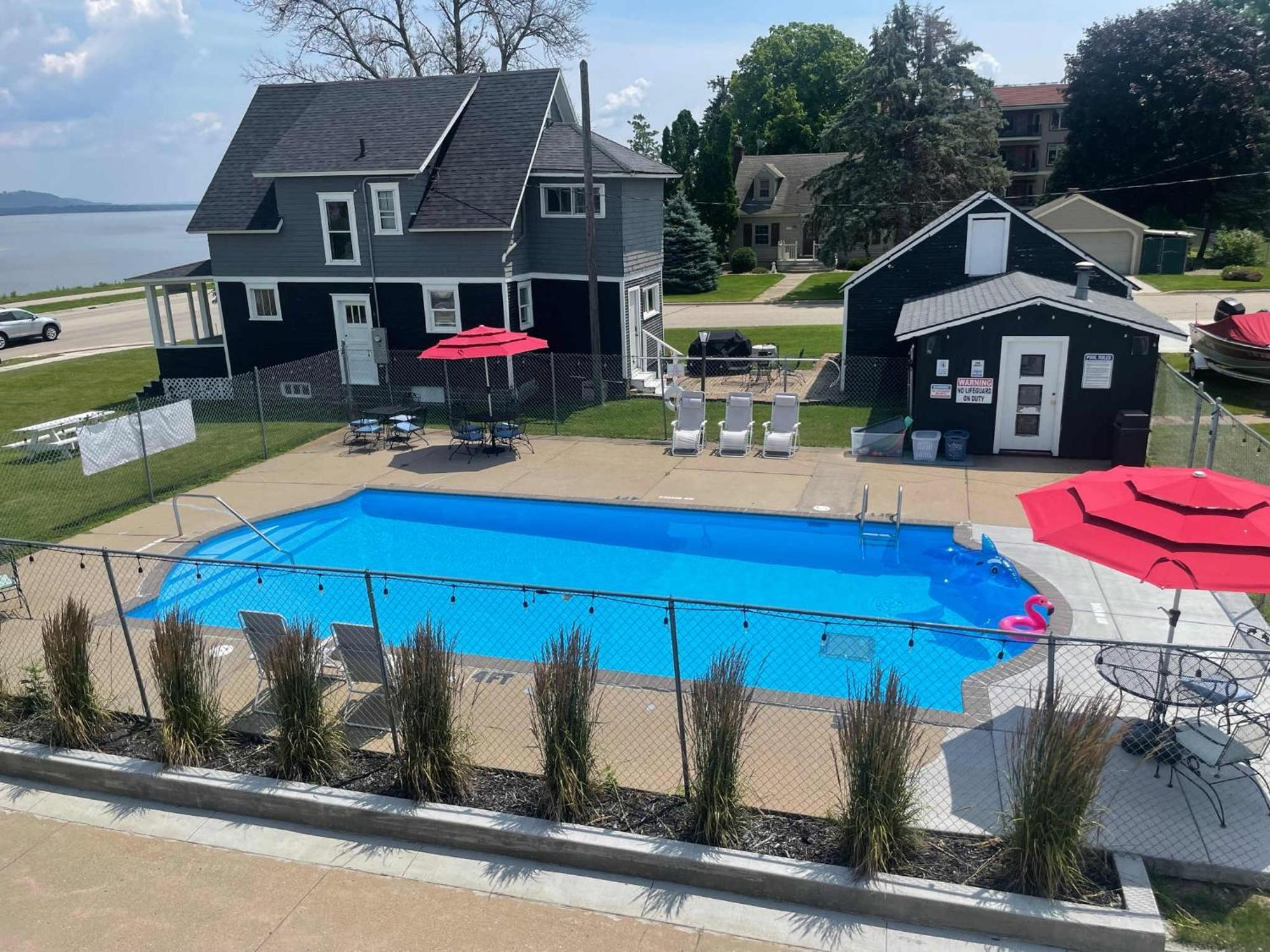 Poolside Double Rooms Lake City Exteriér fotografie